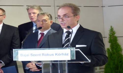 Dr. Tth Gbor figazgat-forvos